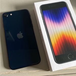 Apple iPhone SE 3rd Generation 64 GB in Midnight for T-Mobile